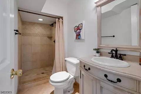 Bath - 10 Fairview Ave, Summit, NJ 07901 photo 5 of 5