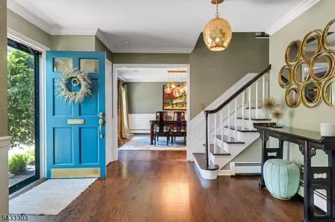 Entry Way - 10 Fairview Ave, Summit, NJ 07901 photo 1 of 4
