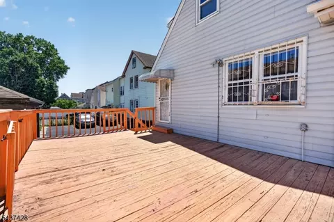 Exterior - 1089 E 23rd St, Paterson, NJ 07513 photo 3 of 7