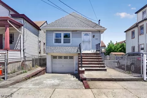 Exterior - 1089 E 23rd St, Paterson, NJ 07513 photo 7 of 7
