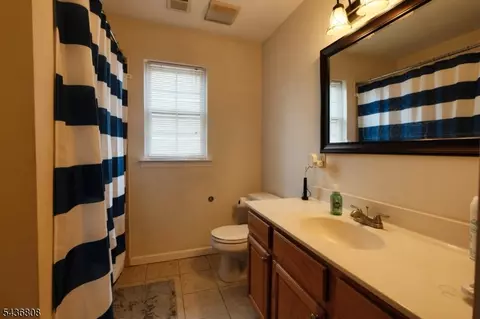 Bath - 431 E 7th St, Plainfield, NJ 07060 photo 2 of 3