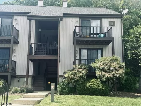 9169 Ashland Ct, Stanhope, NJ 07874