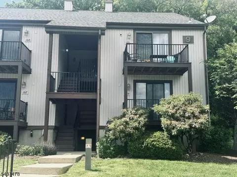 9169 Ashland Ct, Stanhope, NJ 07874