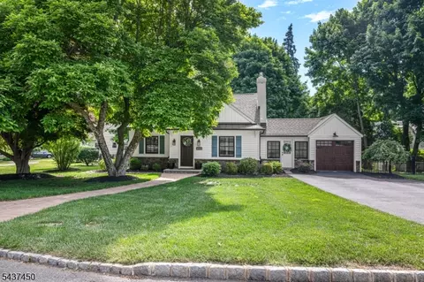 120 High St, Randolph, NJ 07869