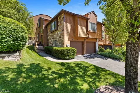 19 Schindler Dr, Rockaway, NJ 07866