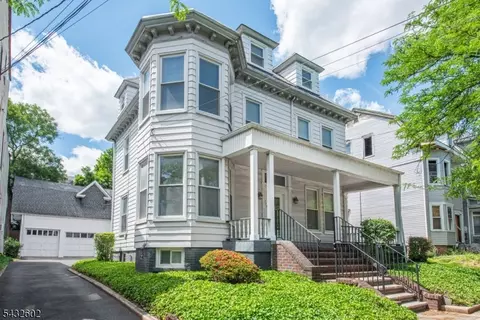 334-336 Clifton Ave, Newark, NJ 07104
