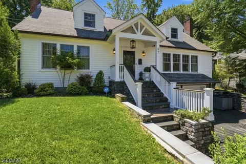 62 Jacobus Ave, Little Falls Twp, NJ 07424