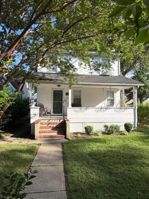 29 Plainfield Ave, Metuchen, NJ 08840