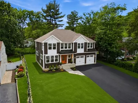 21 Valemont Way, Summit, NJ 07901