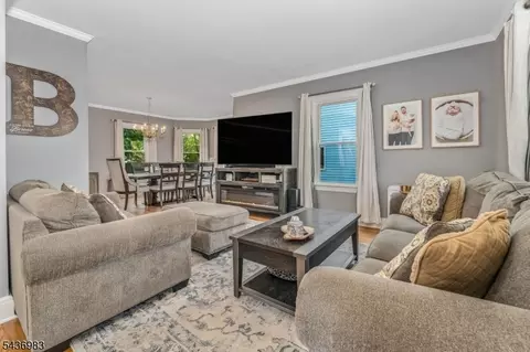 28 Codington Pl, Somerville, NJ 08876 photo 5