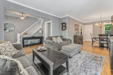28 Codington Pl, Somerville, NJ 08876 photo 6