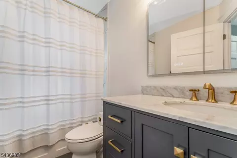 Bath - 28 Codington Pl, Somerville, NJ 08876 photo 2 of 2
