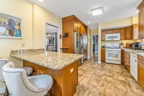 28 Codington Pl, Somerville, NJ 08876 photo 10