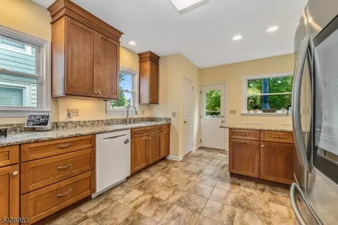 28 Codington Pl, Somerville, NJ 08876 photo 14