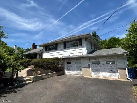 71 Walnut Ave, Somerset, NJ 08873
