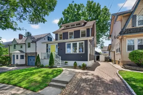 54 Van Riper Ave, Rutherford, NJ 07070