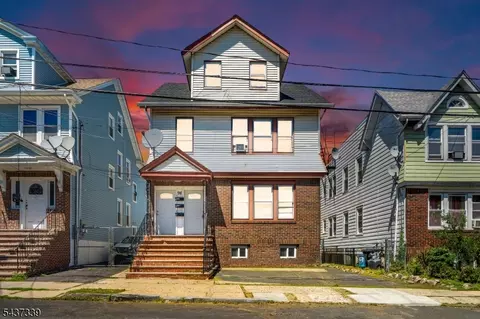 98 Delmar Pl, Irvington, NJ 07111