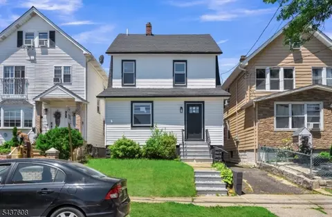 956 Adams Ave, Elizabeth, NJ 07201