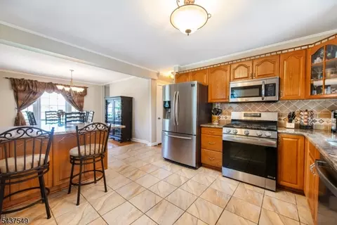 146 Giles Ave, Middlesex, NJ 08846 photo 12
