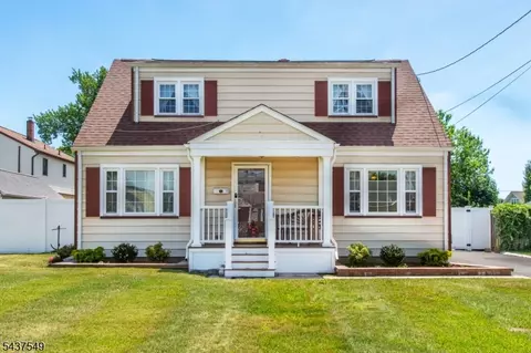146 Giles Ave, Middlesex, NJ 08846