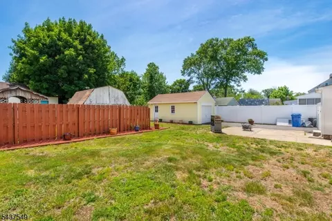 146 Giles Ave, Middlesex, NJ 08846 photo 22