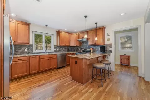 5 Marudy Dr, Clinton, NJ 08809 photo 16