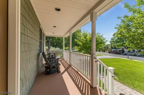 5 Marudy Dr, Clinton, NJ 08809 photo 4