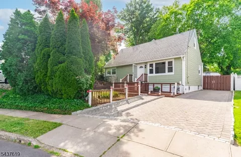 135 Kenzel Ave, Nutley, NJ 07110