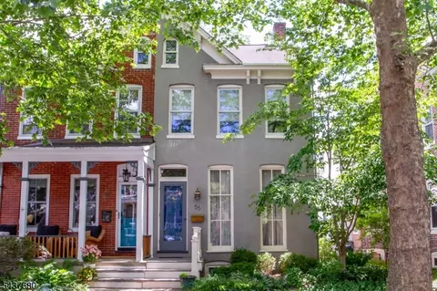 55 Elm St, Lambertville, NJ 08530