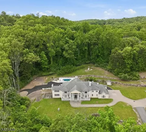 1294 Waterloo Rd, Stanhope, NJ 07874