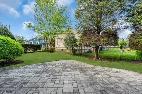 Exterior - 15 Judith Pl, Wayne, NJ 07470 photo 7 of 9