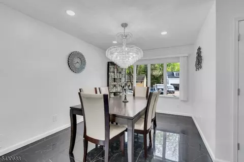 Dining - 15 Judith Pl, Wayne, NJ 07470 photo 1 of 5