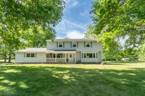 280 Farmer Rd, Bridgewater, NJ 08807