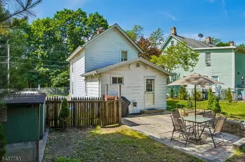 Exterior - 37 Stoll St, Netcong, NJ 07857 photo 5 of 8