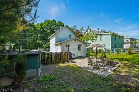 Exterior - 37 Stoll St, Netcong, NJ 07857 photo 4 of 8