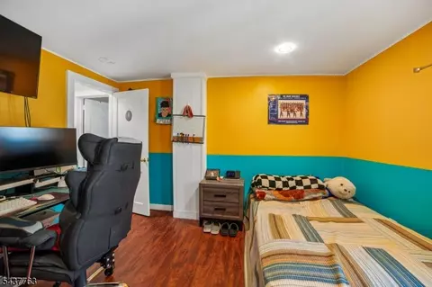 Bedroom - 37 Stoll St, Netcong, NJ 07857 photo 7 of 9