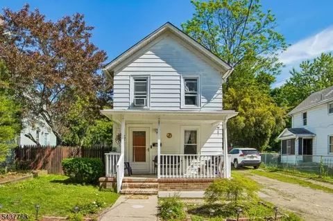 37 Stoll St, Netcong, NJ 07857