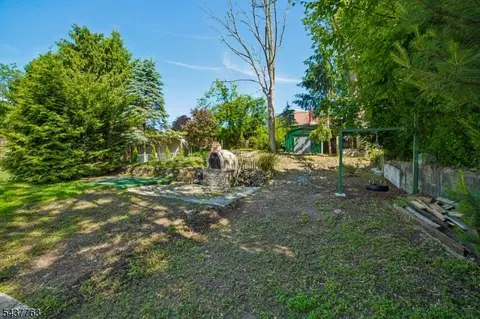 Exterior - 37 Stoll St, Netcong, NJ 07857 photo 8 of 8