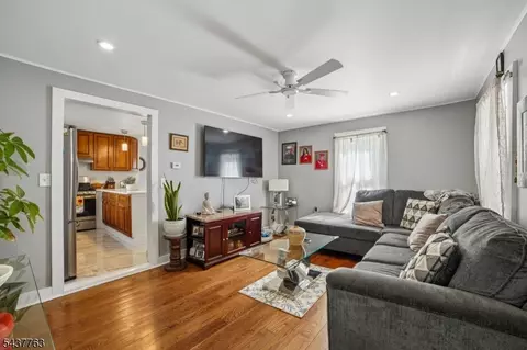 Entry Way - 37 Stoll St, Netcong, NJ 07857 photo 1 of 2
