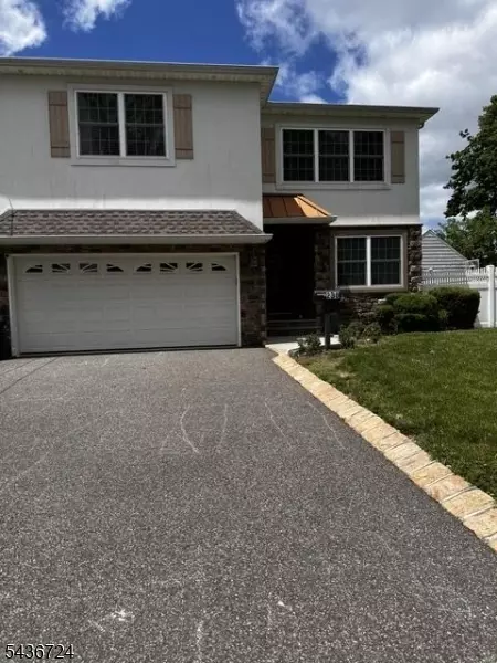 230 Birchwood Rd, Linden, NJ 07036