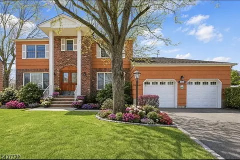 167 Newbrook Ln, Springfield Twp, NJ 07081