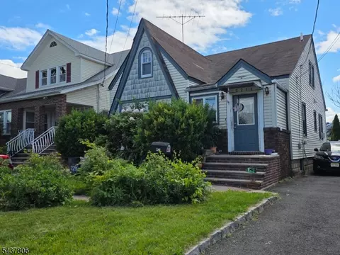 2218 Berwyn St, Union, NJ 07083