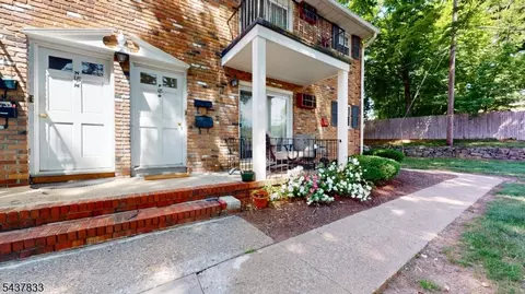 320 S St 18p #P, Morristown, NJ 07960