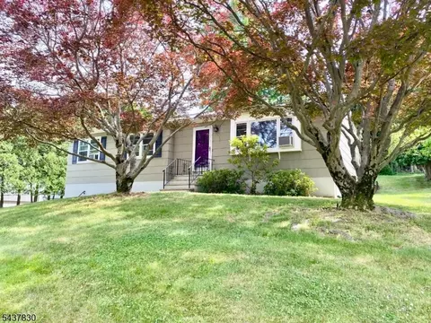 220 W Hanover Ave, Morristown, NJ 07960