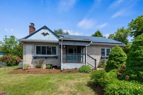 15 S 1st Ave, Mine Hill, NJ 07803