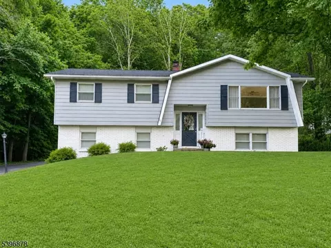 15 Glenn Ter, Fredon Twp, NJ 07860