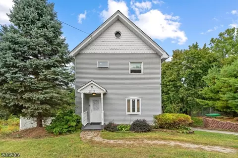 212 Rt23, Hamburg, NJ 07419