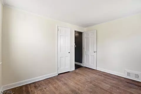 641 Greenbrook Rd, North Plainfield, NJ 07063 photo 17