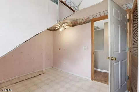 641 Greenbrook Rd, North Plainfield, NJ 07063 photo 26
