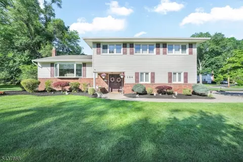 184 Andover Dr, Wayne, NJ 07470